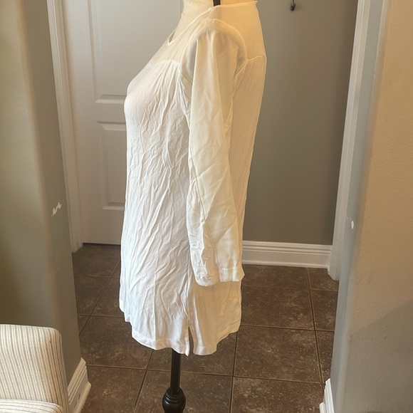 EUC Joe White  3/4 Sleeve Womens Blouse Size xsmall - Picture 3 of 7